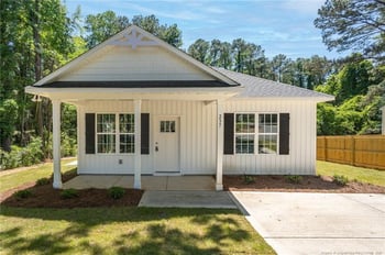 237 Windsor Dr, Fayetteville, NC 28301