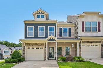 238 Beaconwood Ln, Holly Springs, NC 27540