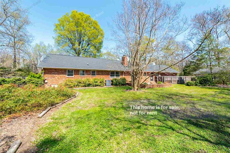 238 Crestview Dr, Durham, NC 27712