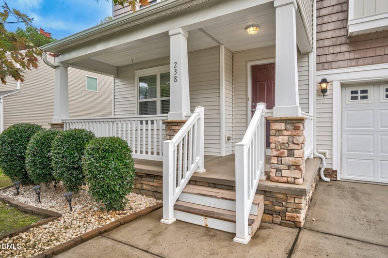 238 Farrington Dr, Clayton, NC 27520