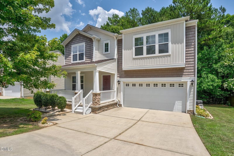 238 Farrington Dr, Clayton, NC 27520