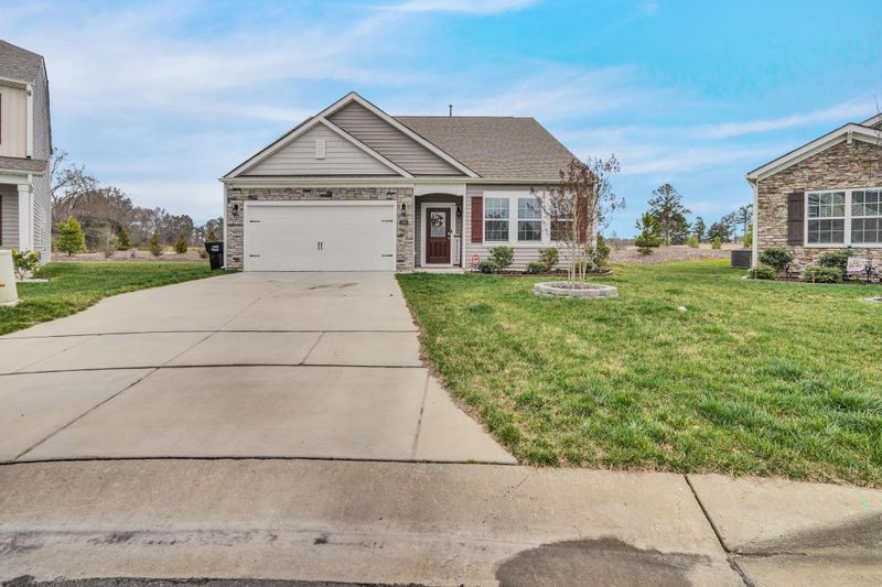 238 S Great White Way, Clayton, NC 27527