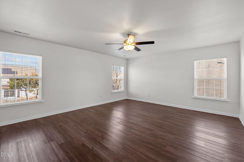 238 Larktree Ln, Fuquay Varina, NC 27526