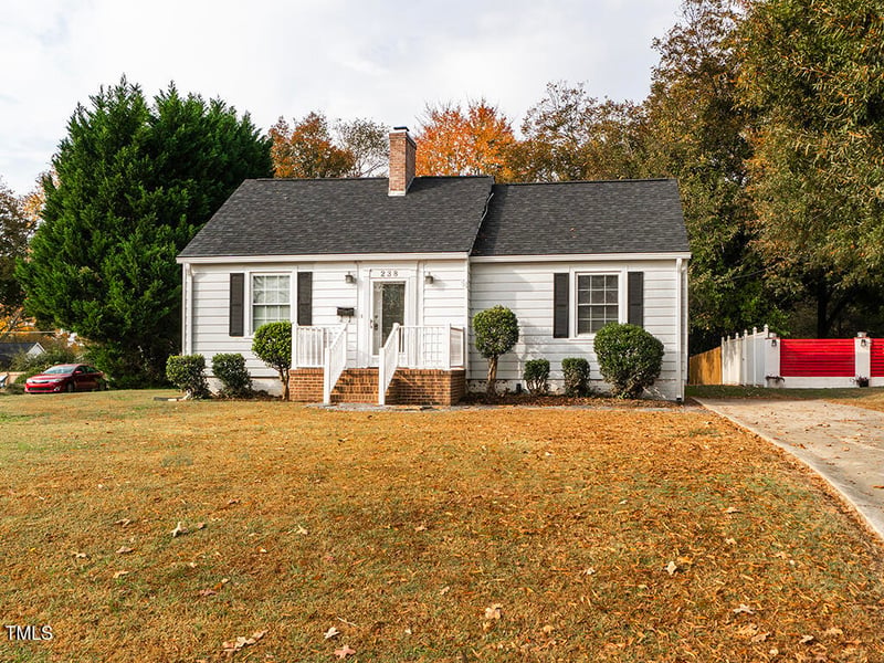 238 Silver Lake Dr, Burlington, NC 27215