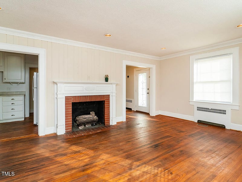 238 Silver Lake Dr, Burlington, NC 27215