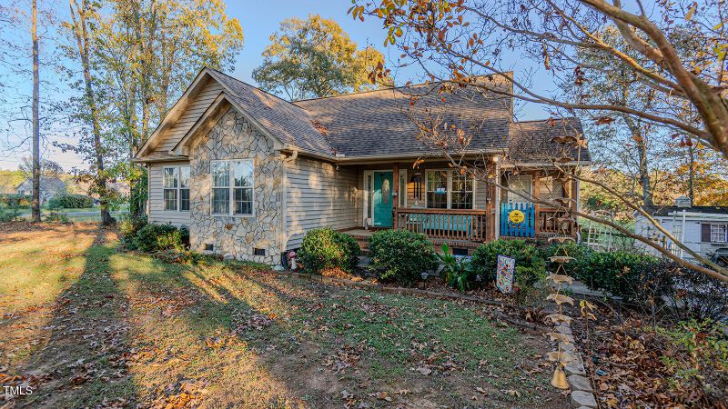 2389 Davis Rd, Haw River, NC 27258