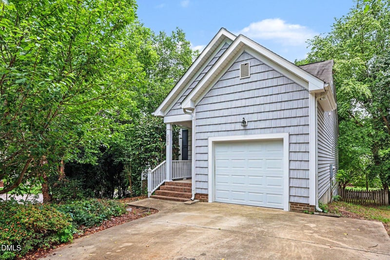 2389 Sapphire Valley Dr, Raleigh, NC 27604