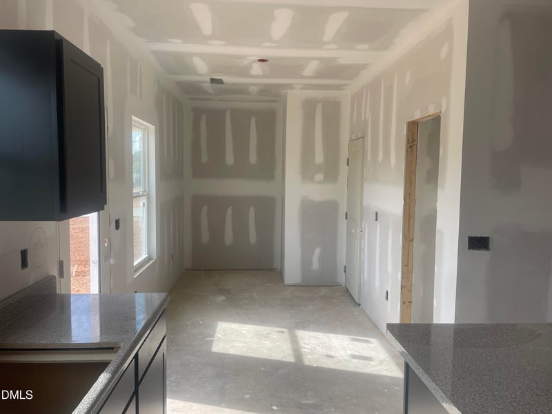 239 Courtside Dr, Dunn, NC 28334