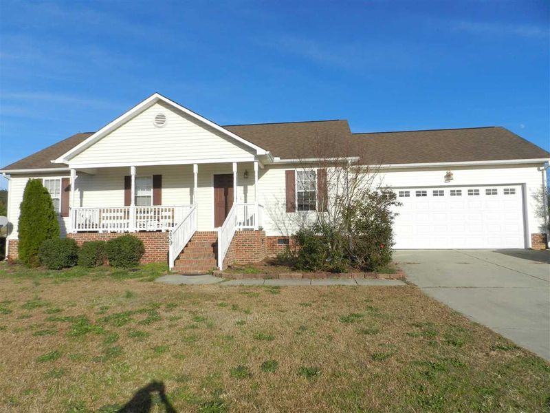 239 Critcher Farm Ln, Benson, NC 27504