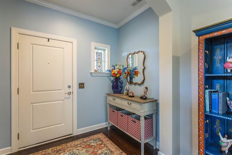 239 Ellisview Dr, Cary, NC 27519