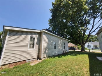239 Gary St, Henderson, NC 27536