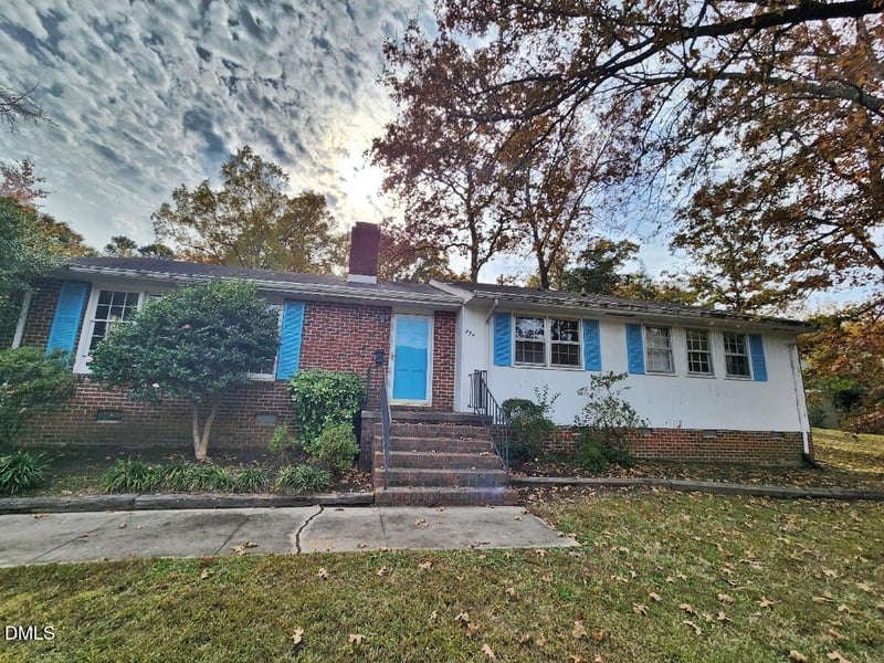239 Hamilton Rd, Chapel Hill, NC 27517
