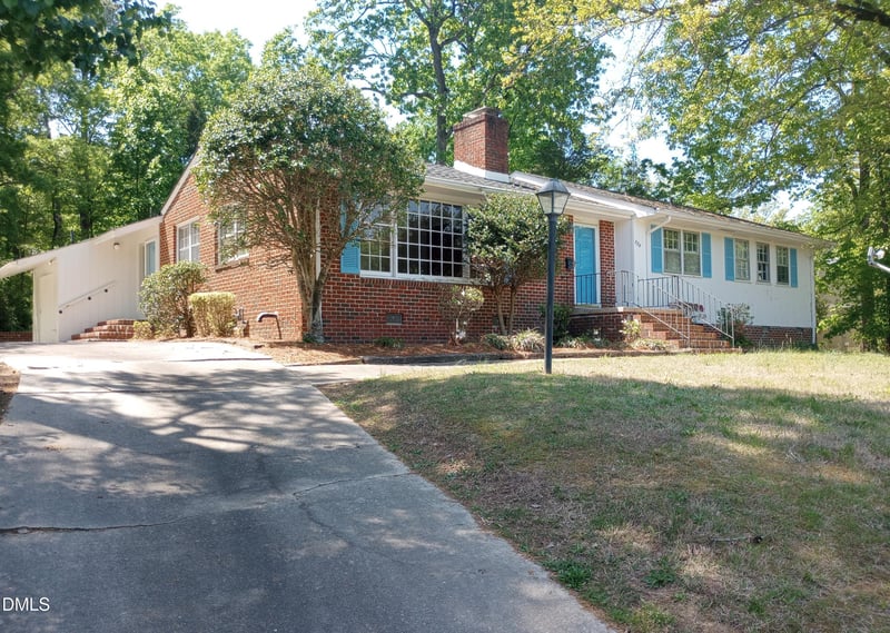 239 N Hamilton Rd N, Chapel Hill, NC 27517