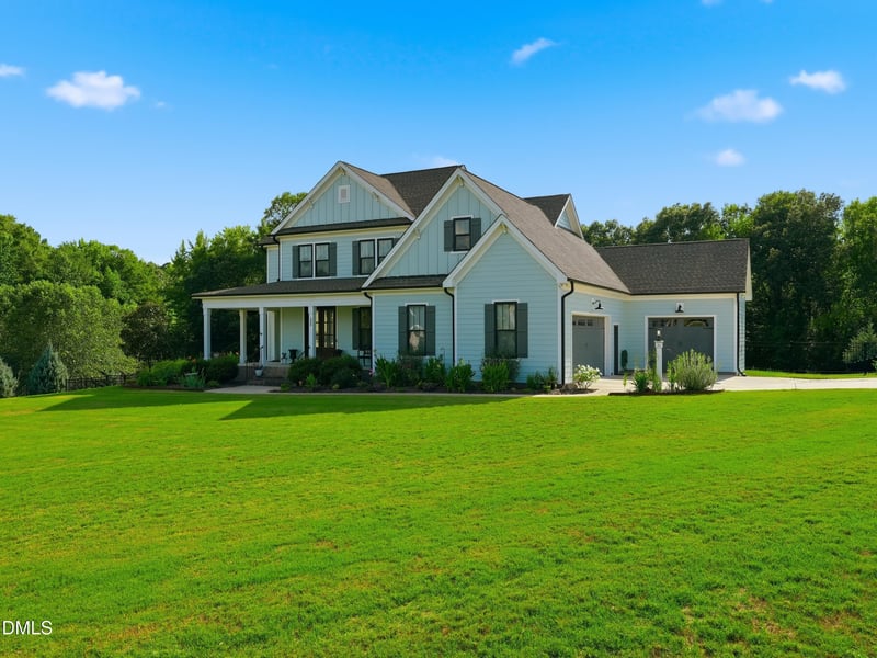 239 Morgan Farm Dr, Lillington, NC 27546