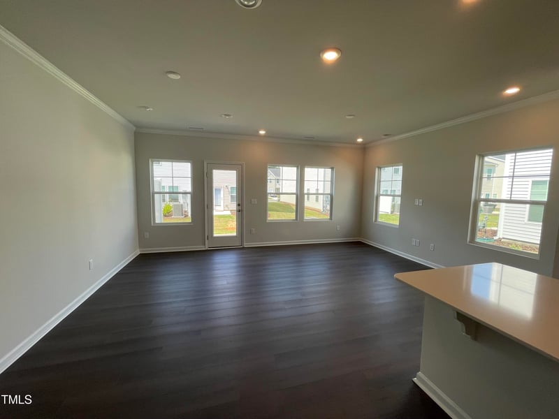 239 Paramount Dr, Smithfield, NC 27577