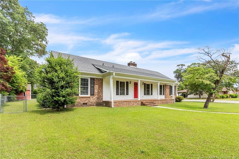 239 Rainier Dr, Fayetteville, NC 28314