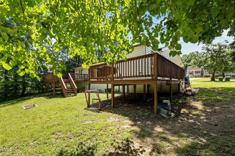 2390 Hillford Dr, Burlington, NC 27217