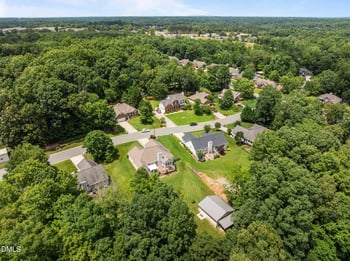 2392 Willowview Dr, Graham, NC 27253