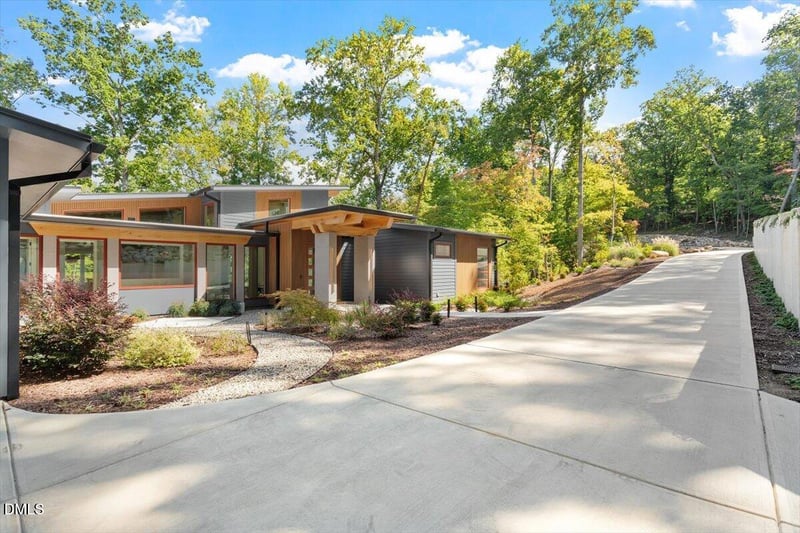 23920 Cherry Dr, Chapel Hill, NC 27517