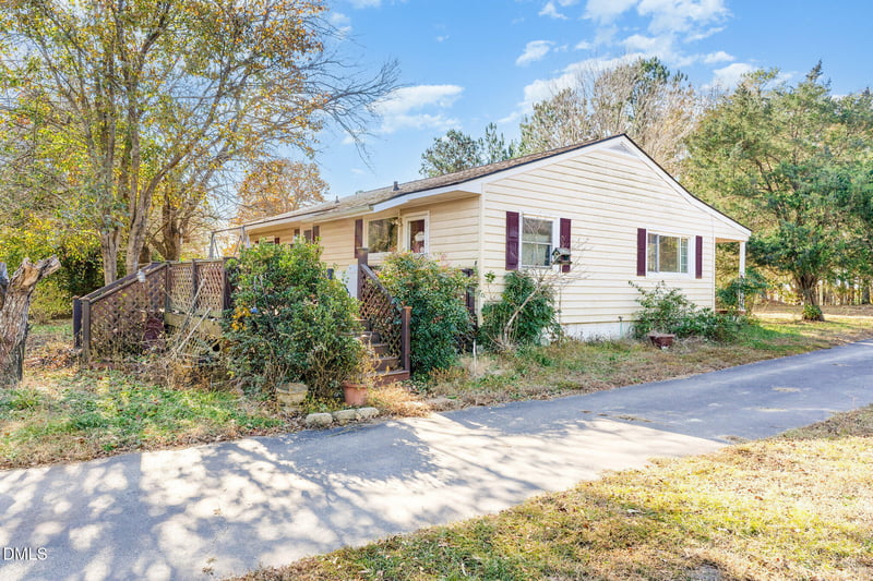 2396 Mitchell Rd, Angier, NC 27501