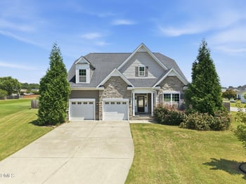 24 Afton Ct, Fuquay Varina, NC 27526
