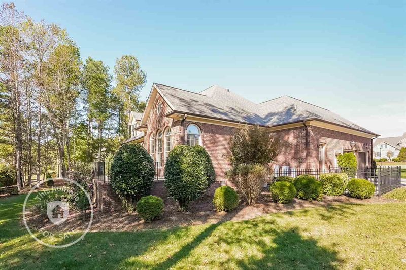 24 Ashcroft Ct, Garner, NC 27529