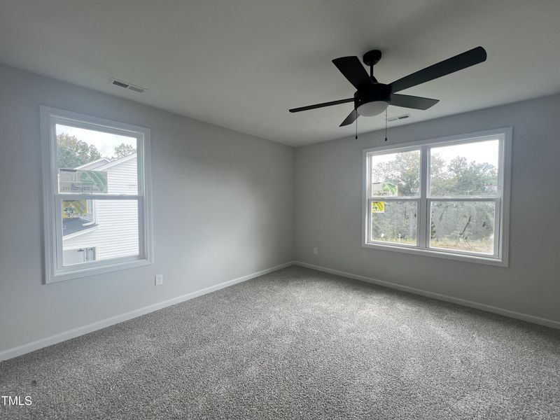 24 Bluestar Ct, Clayton, NC 27520