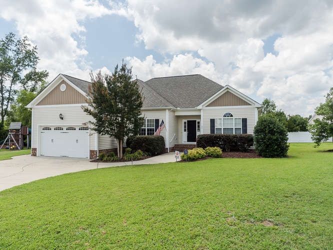 24 Box Grove Ct, Clayton, NC 27527