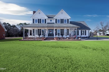 24 Clubhouse Dr, Dunn, NC 28334