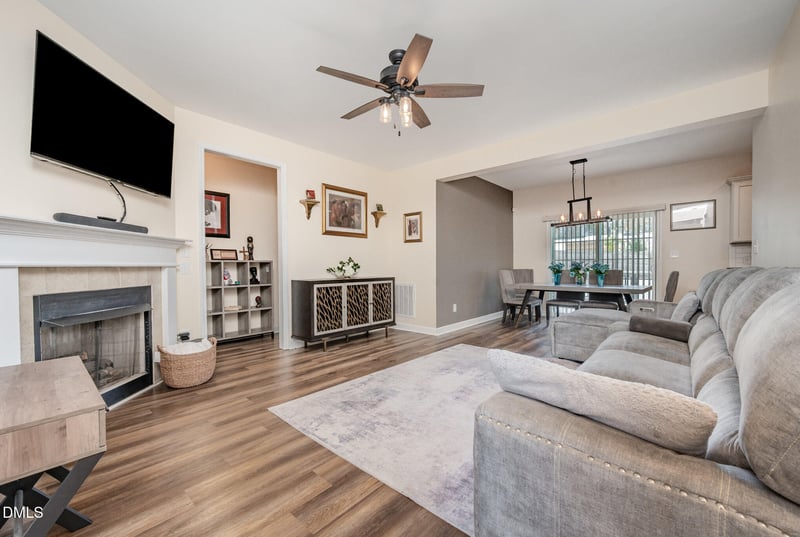 24 Communication Dr, Franklinton, NC 27525