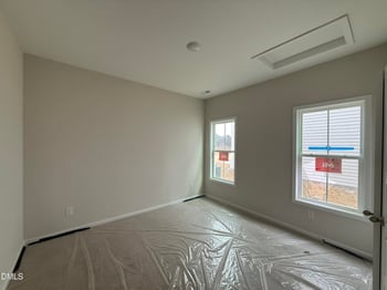 24 Emily Gardens Dr, Selma, NC 27576