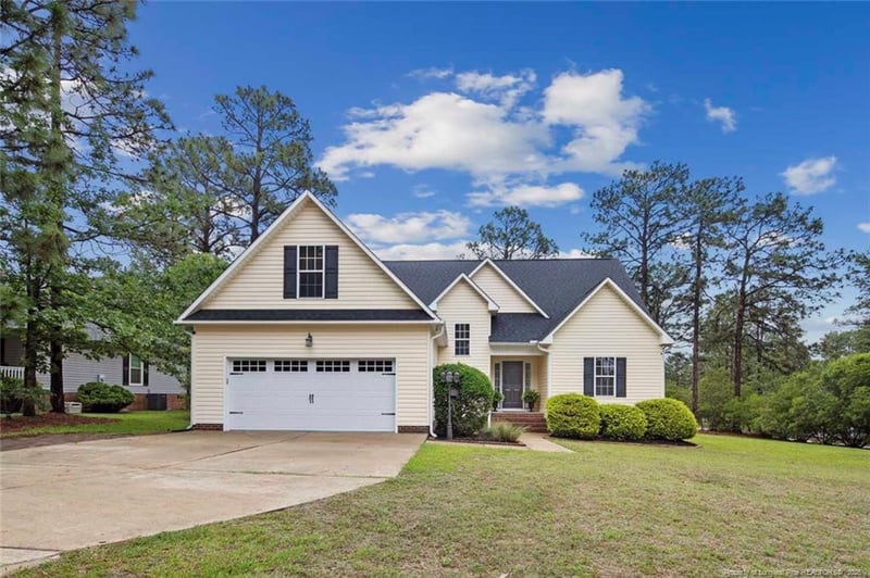 24 Forest Hills Ct, Sanford, NC 27332
