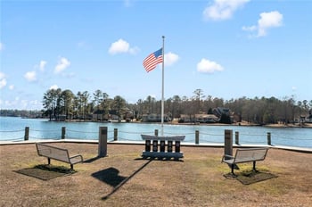 24 Forest Hills Ct, Sanford, NC 27332