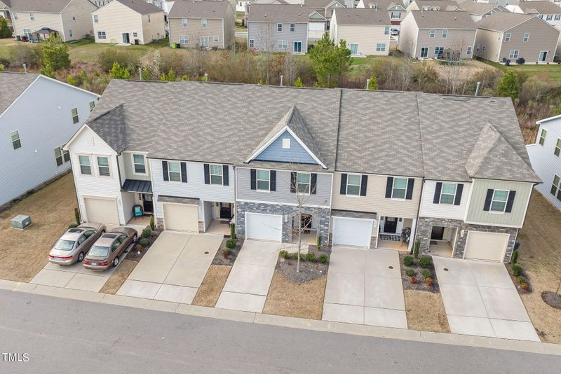 24 S Grey Abbey Dr, Clayton, NC 27527