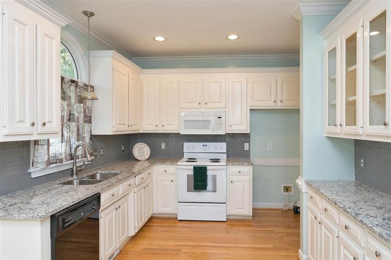 24 Harvest Ridge Dr, Angier, NC 27501