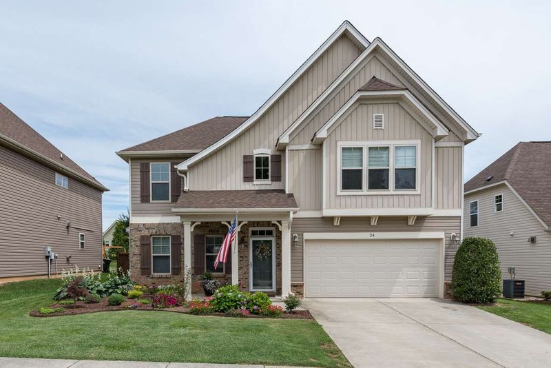 24 Listeria Crest Dr #82, Youngsville, NC 27596