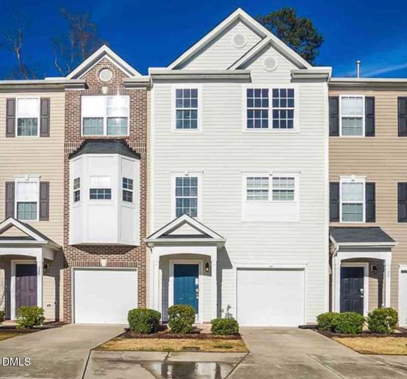 24 Mulberry Ct, Durham, NC 27713