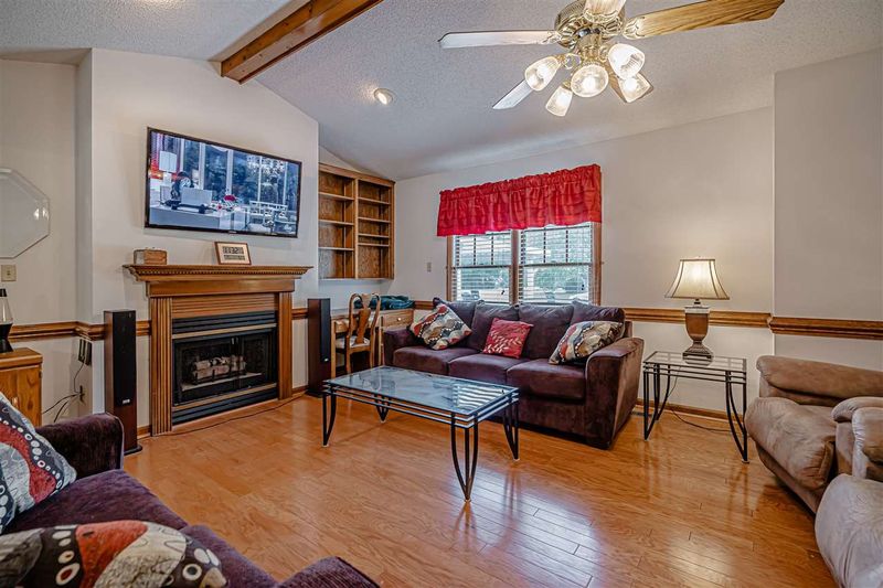 24 Ormond Ln, Selma, NC 27576