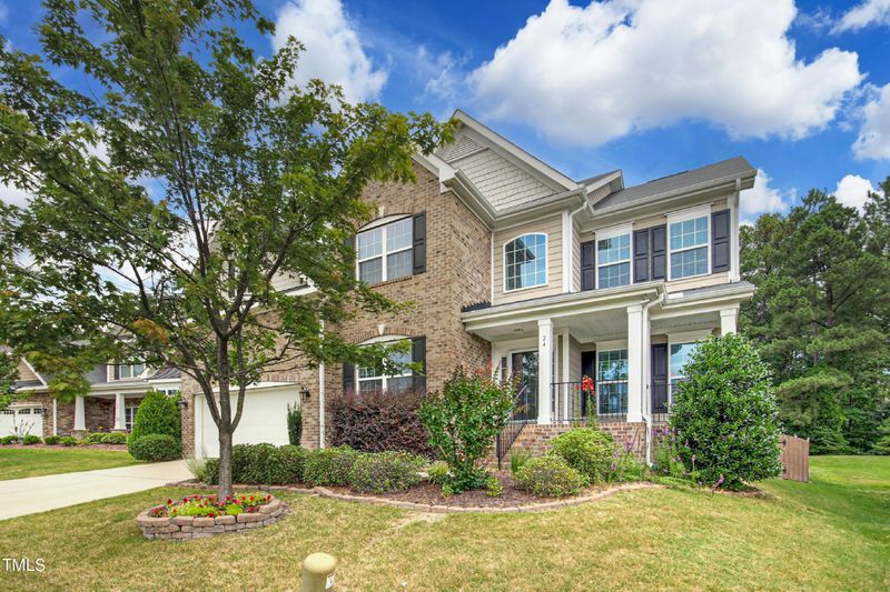 24 Oxmoor Dr, Durham, NC 27703