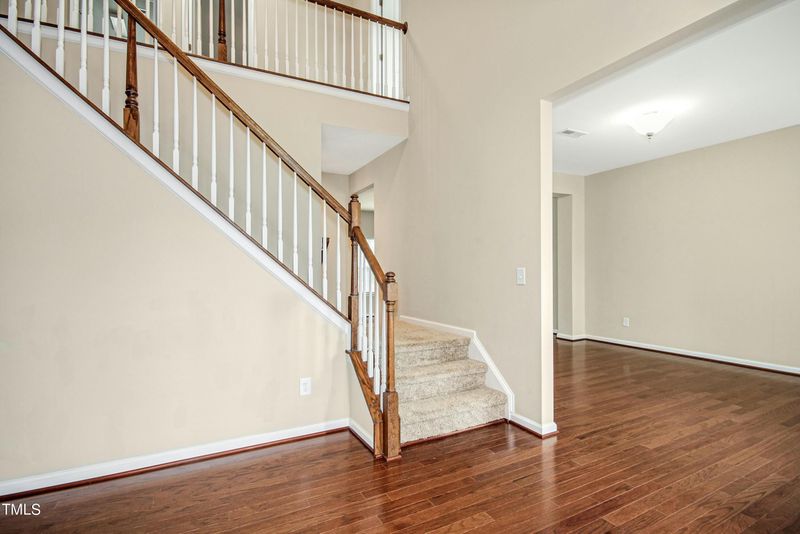 24 Oxmoor Dr, Durham, NC 27703