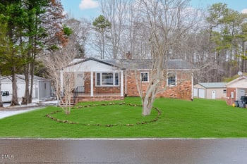 24 Pine St, Franklinton, NC 27525