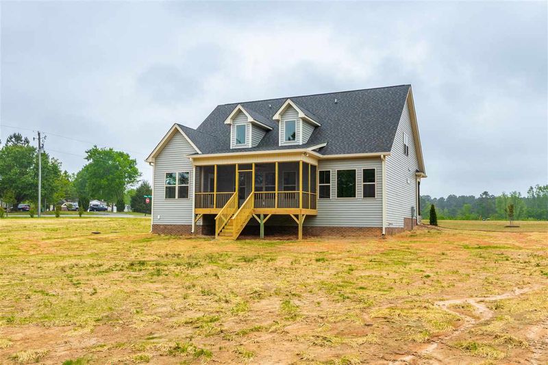 24 Reed Dr, Zebulon, NC 27597