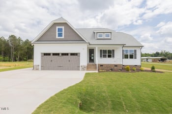 24 Sanders Farm Dr, Smithfield, NC 27577