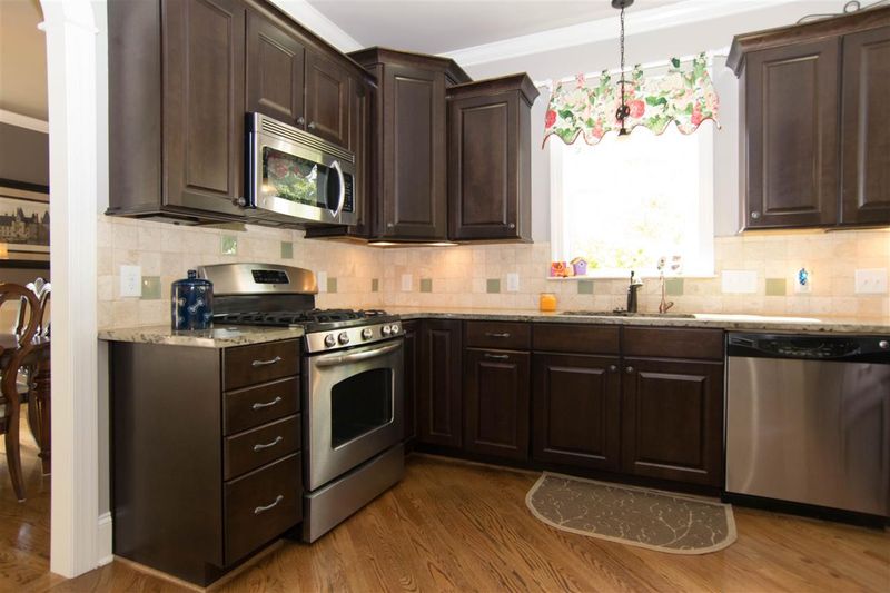 24 Summerset Ct, Clayton, NC 27527