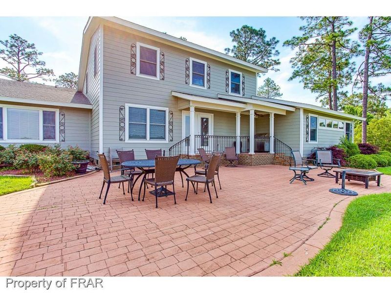 24 West Ldg, Sanford, NC 27332