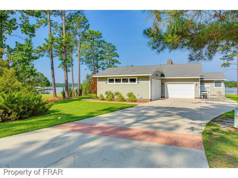 24 West Ldg, Sanford, NC 27332