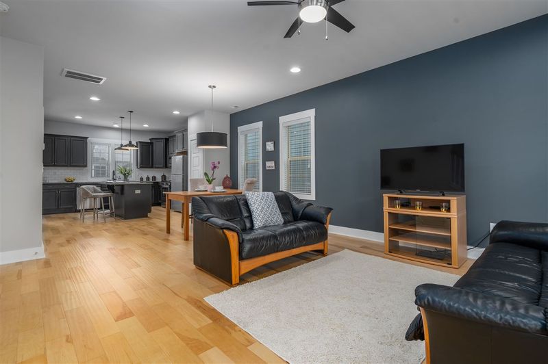 24 Wild Indigo Way, Chapel Hill, NC 27516