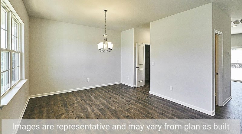 24 Young Farm Dr, Lillington, NC 27546