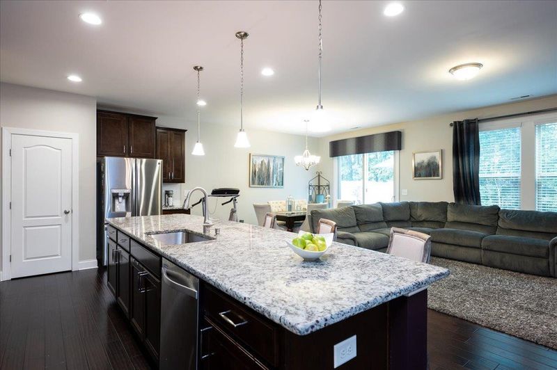 240 Alamosa Pl, Cary, NC 27519