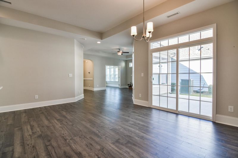 240 Bramble Ln, Clayton, NC 27527